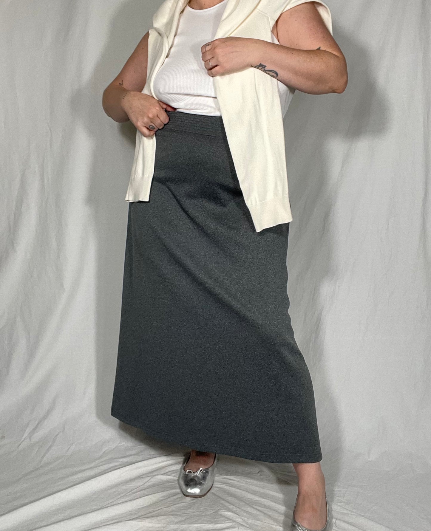 Vintage Gray Sporty Midi Skirt