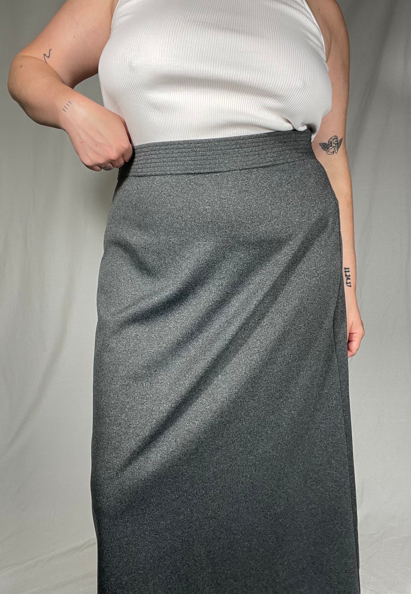 Vintage Gray Sporty Midi Skirt