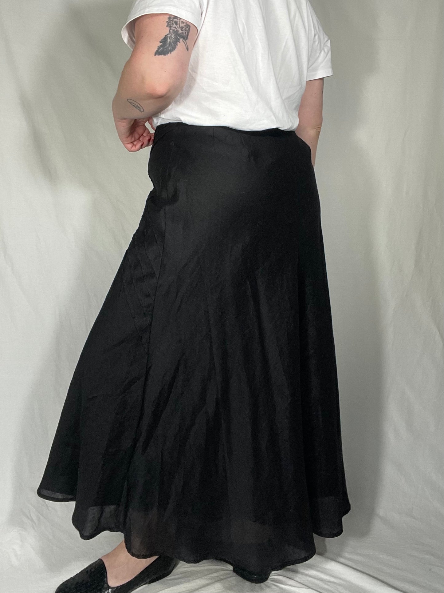 Vintage Linen Black Midi Skirt