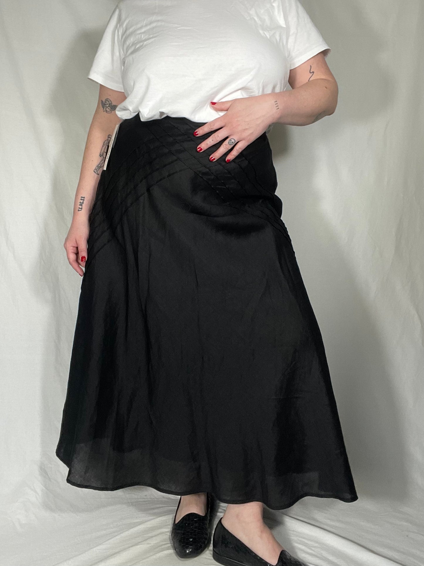 Vintage Linen Black Midi Skirt