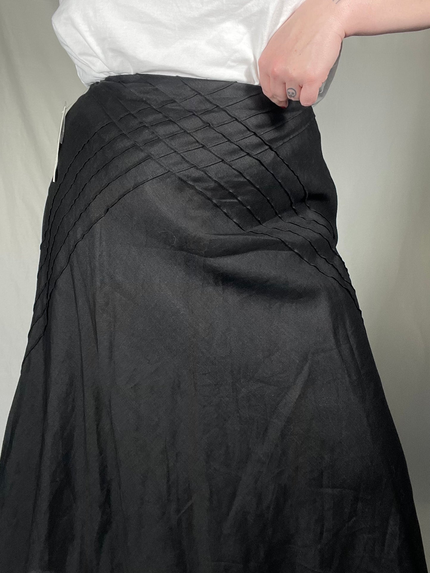 Vintage Linen Black Midi Skirt