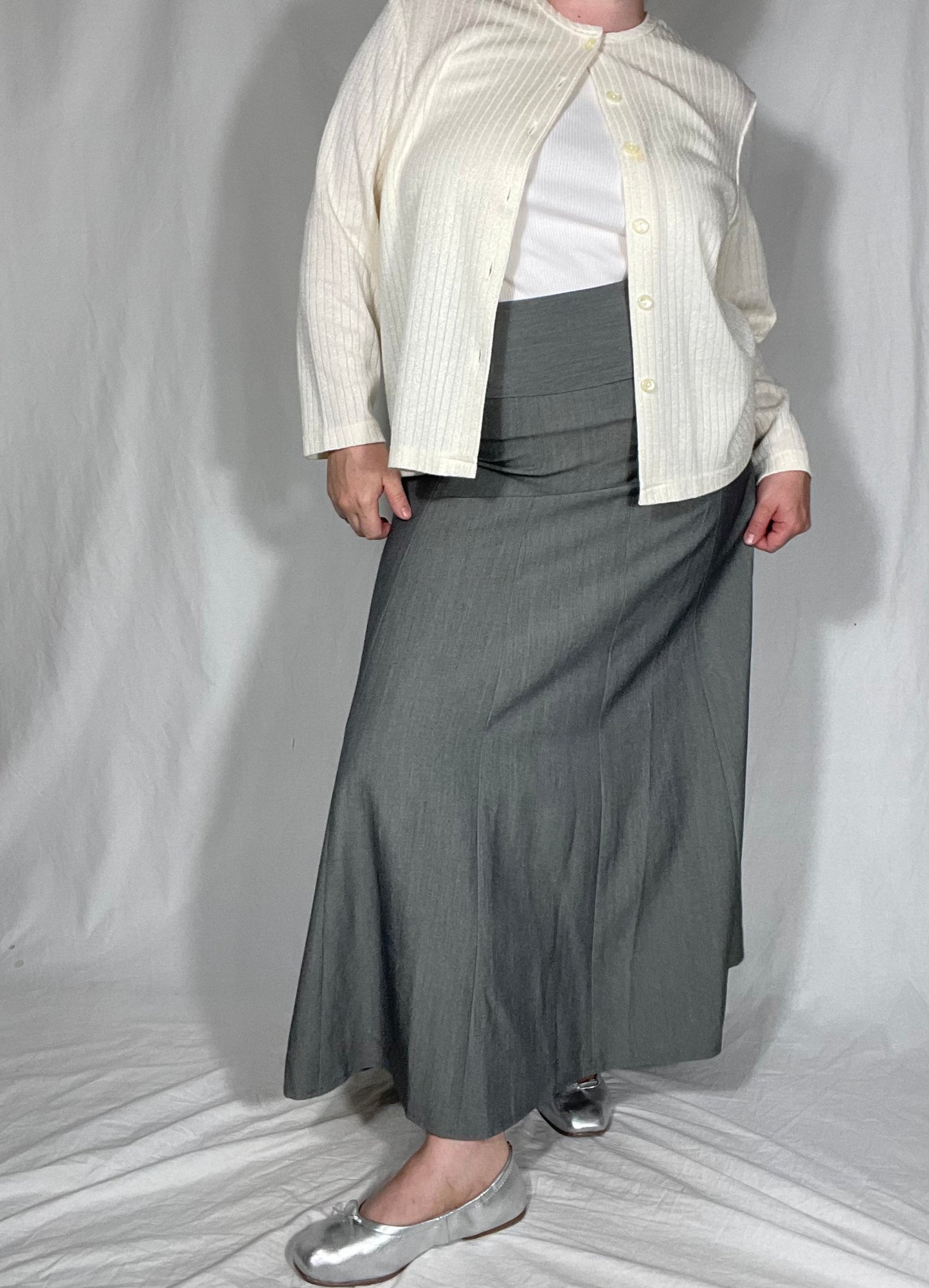 NWT Retro Classic Gray Midi Skirt