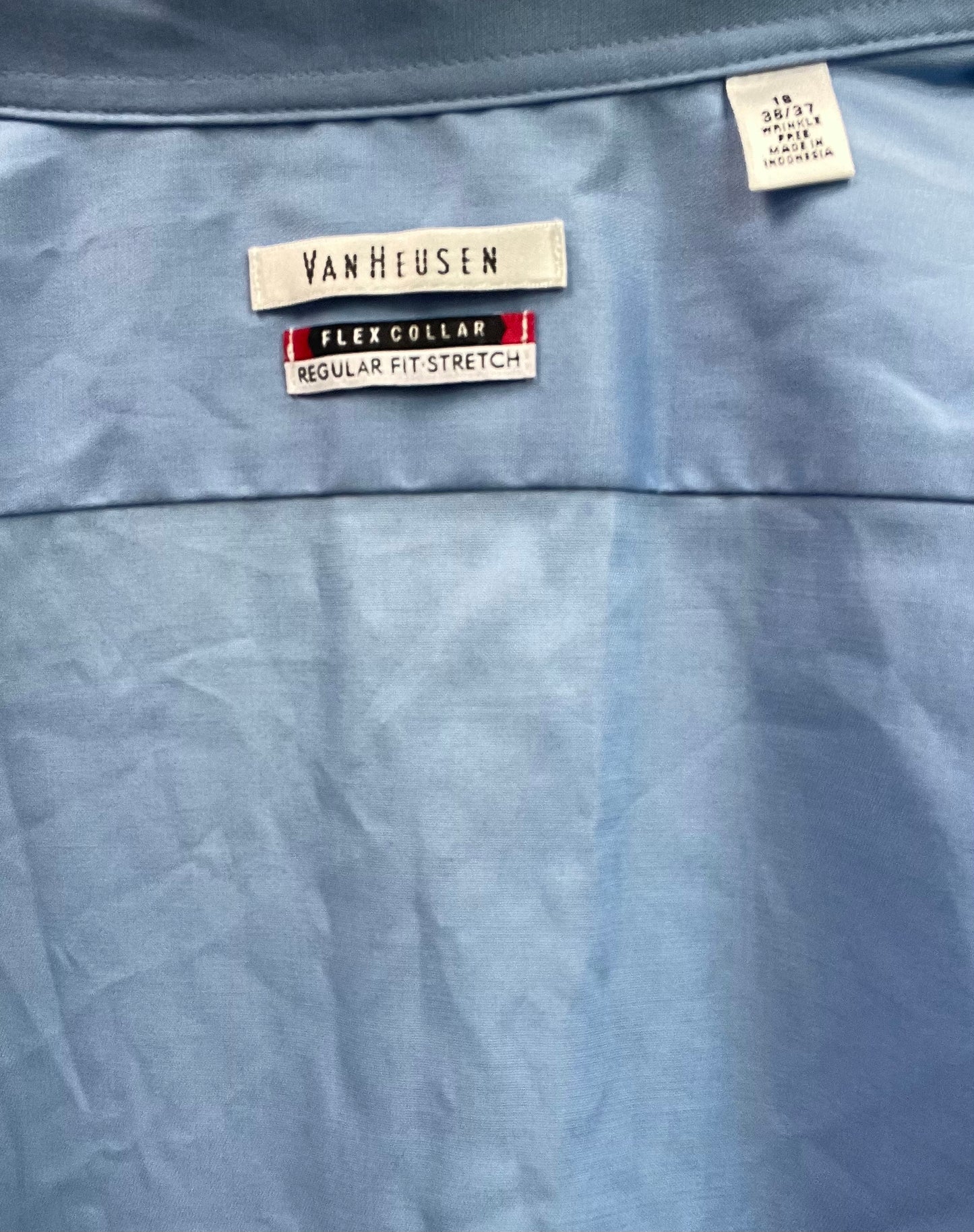 NWT Van Heusen Blue Button Down