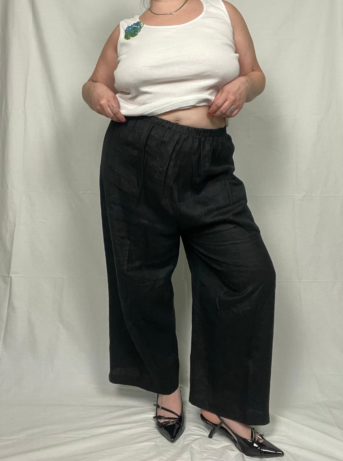 Vintage Black Linen Crop Pant