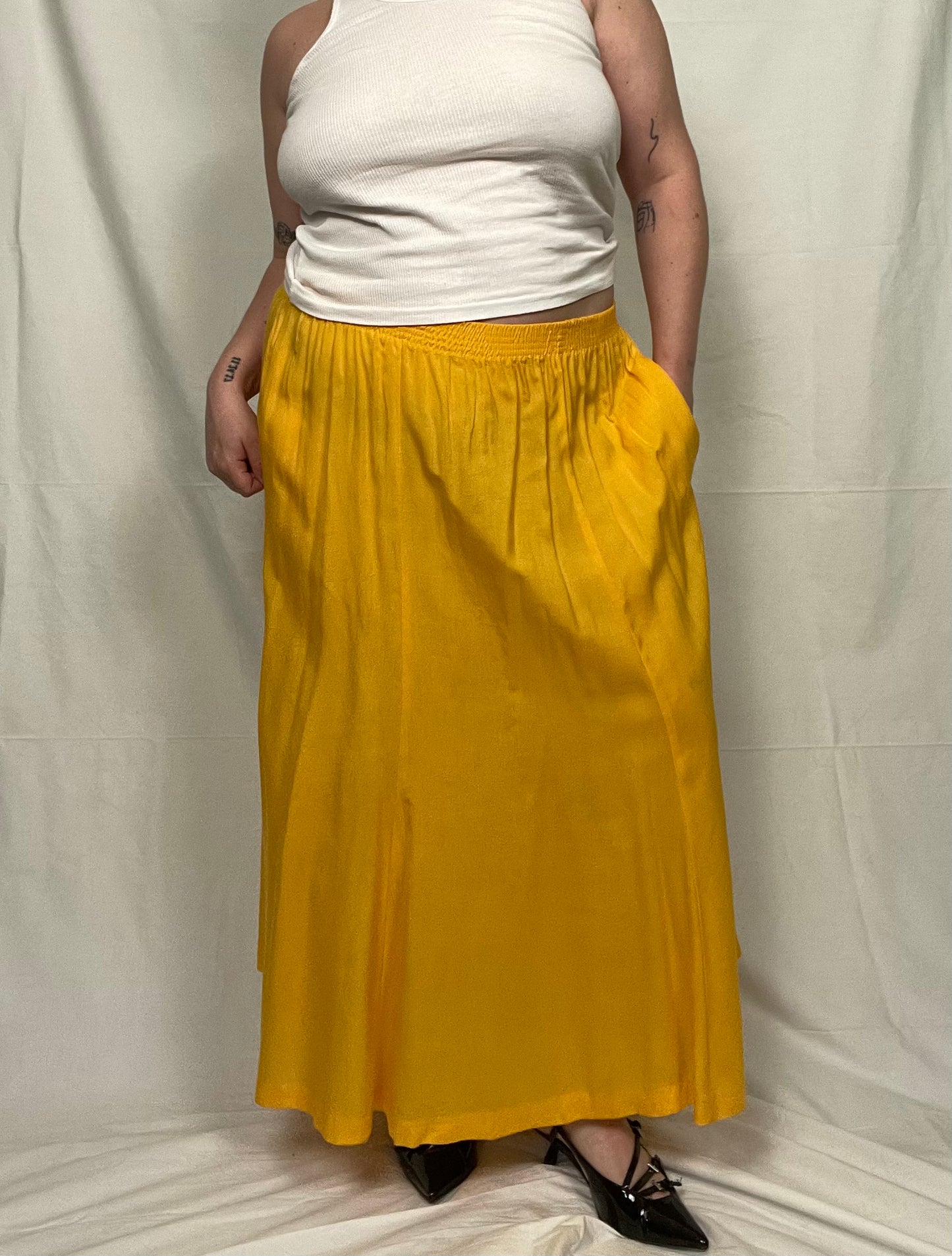 Vintage 90s/early 00’s Yellow Rayon Midi Skirt