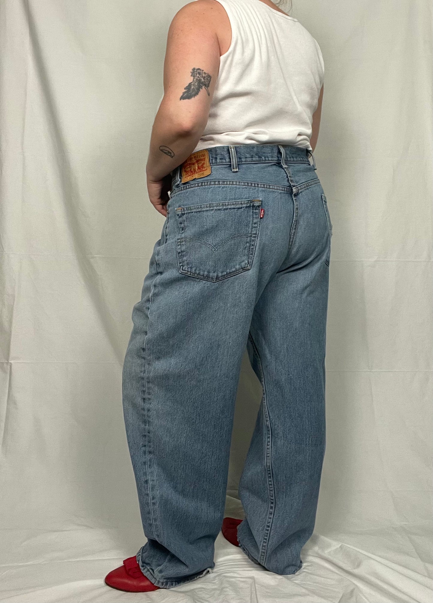 Retro Levi 550 Medium Blue Denim Pant