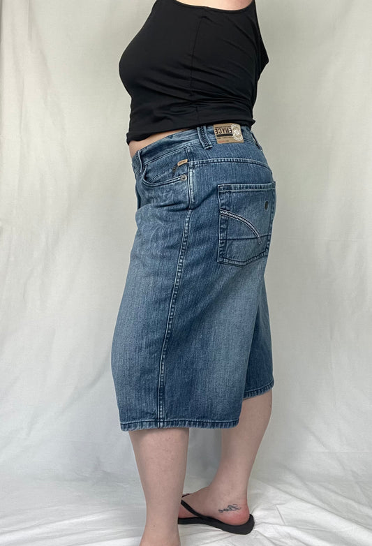 Vintage Baggy Y2K Denim Skater Short sz 14