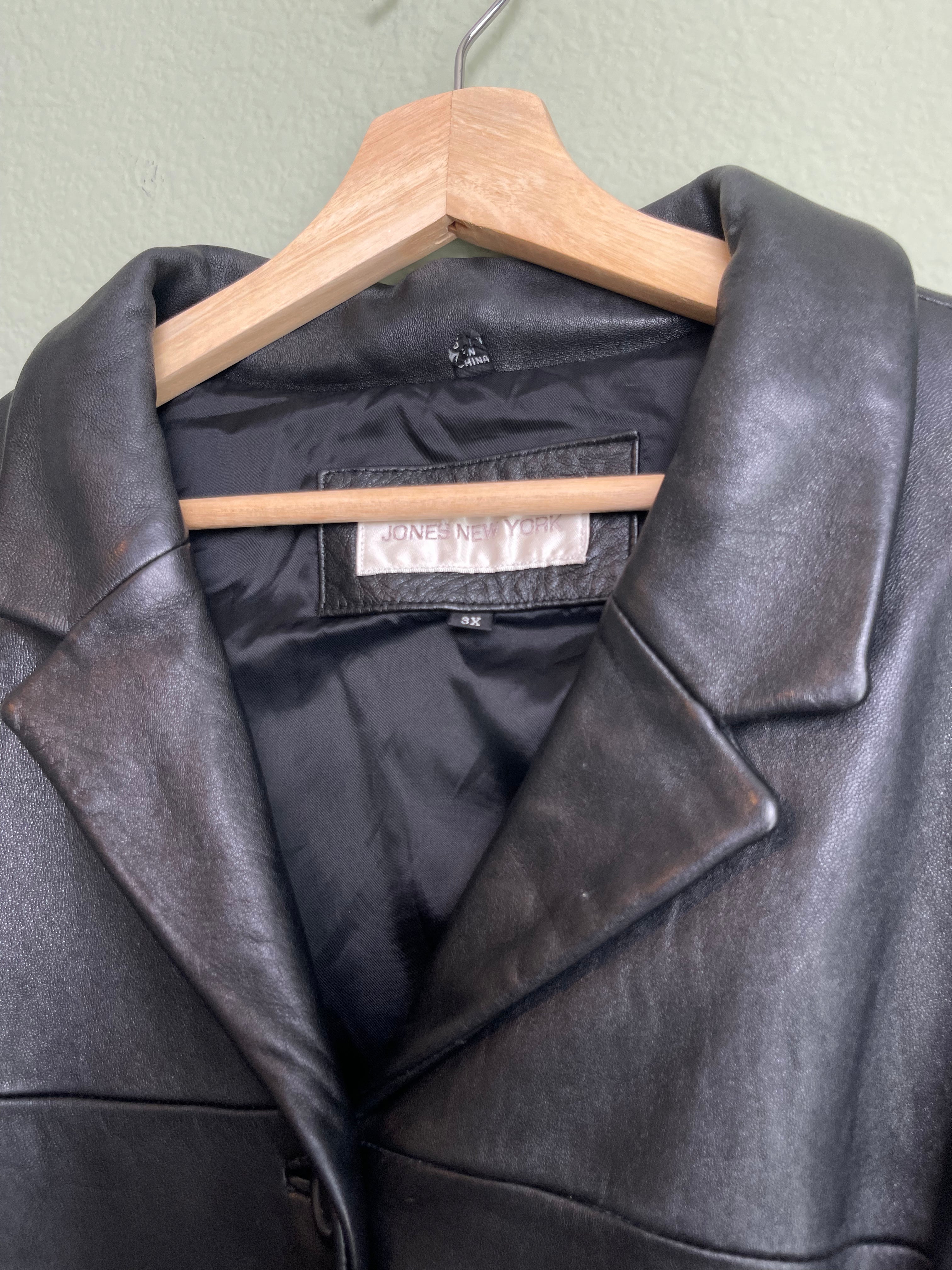 Vintage Jones New York Black Women's Leather Jacket sz xl-2xl