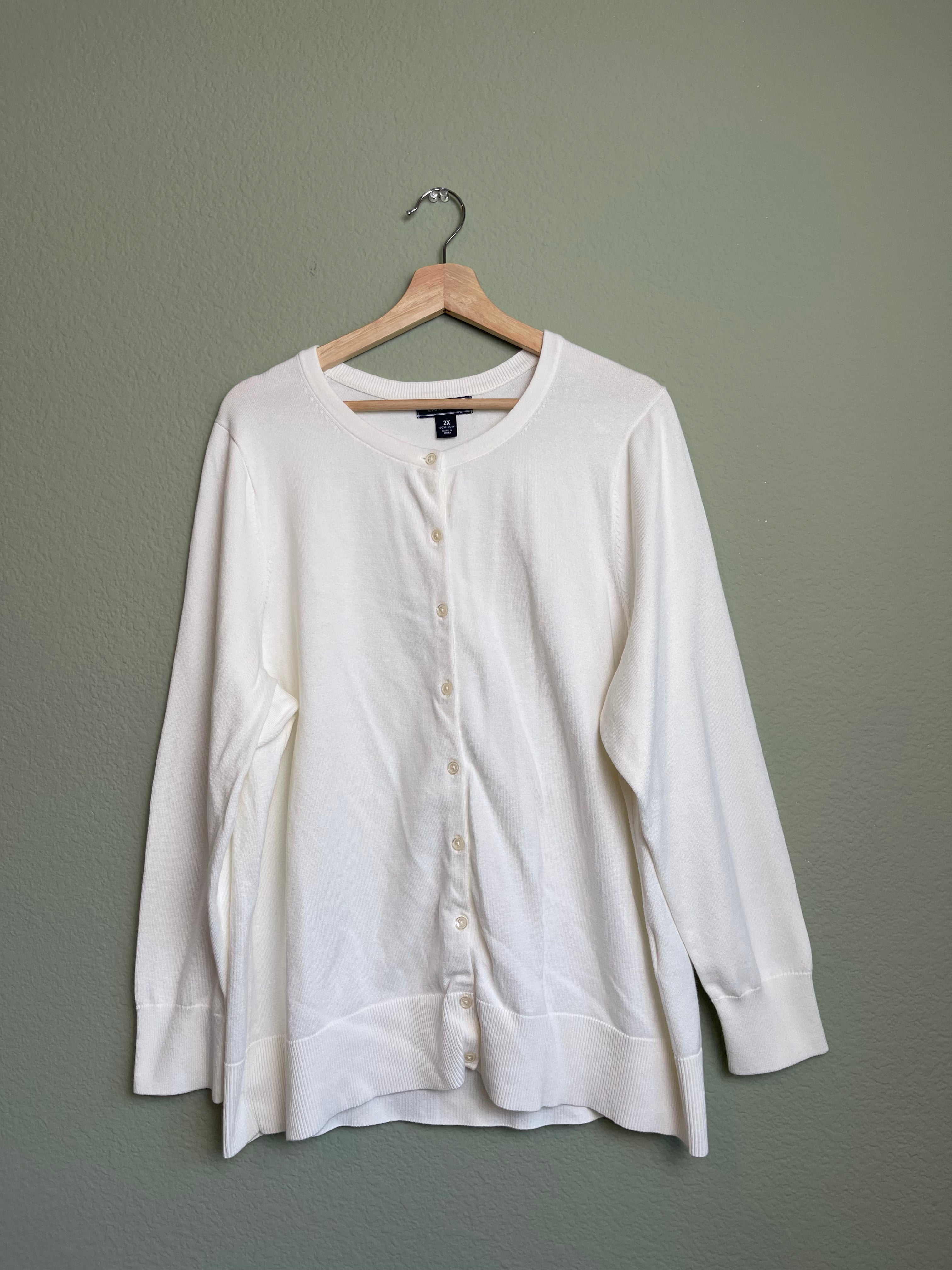 Timeless White Button Front Cardigan sz 2x