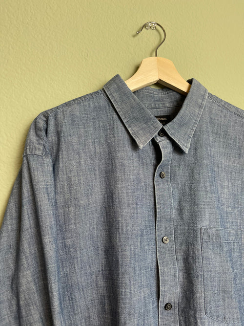 Chambray Denim-Like Navy Cropped Button Down sz xl-2x