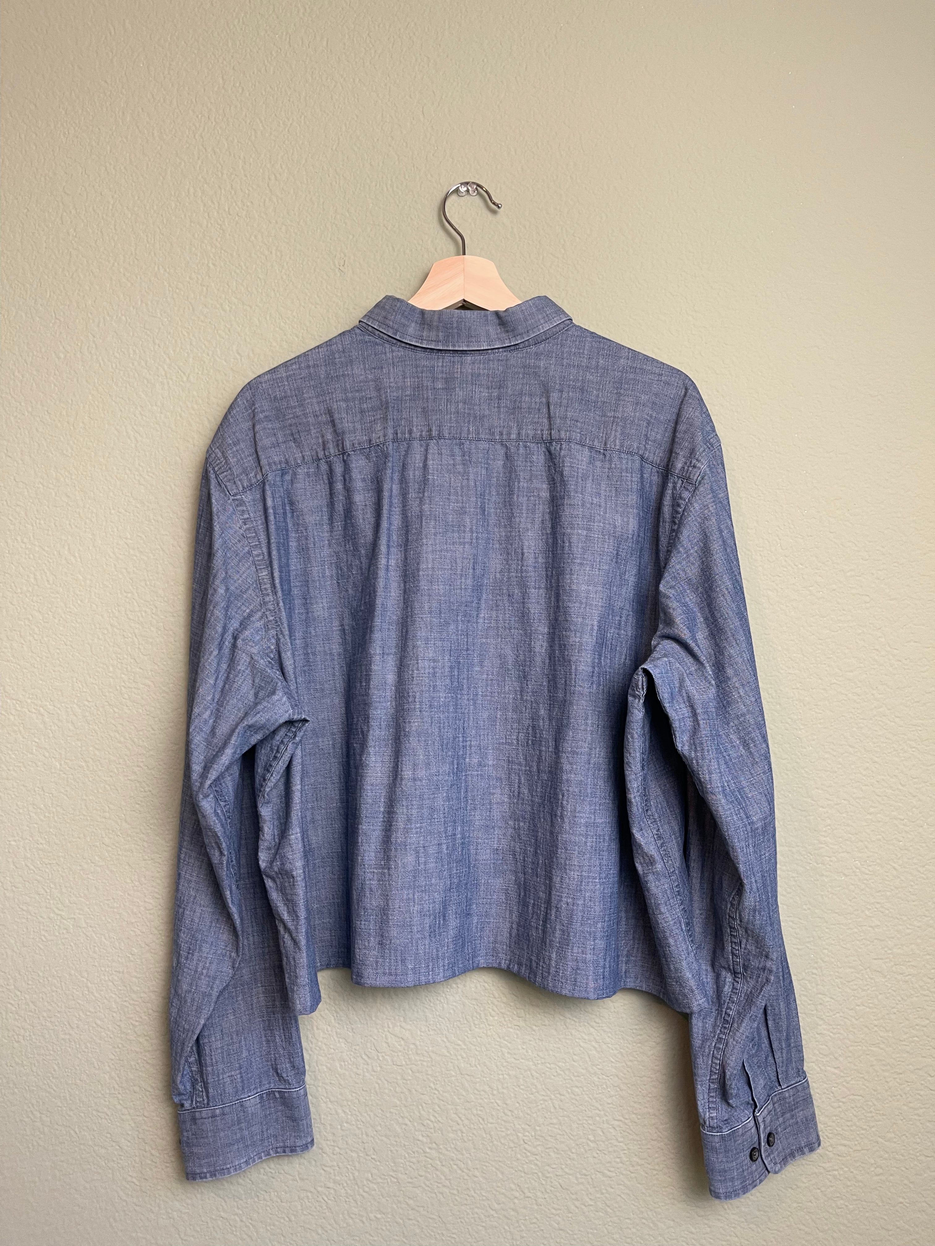 Chambray Denim-Like Navy Cropped Button Down sz xl-2x