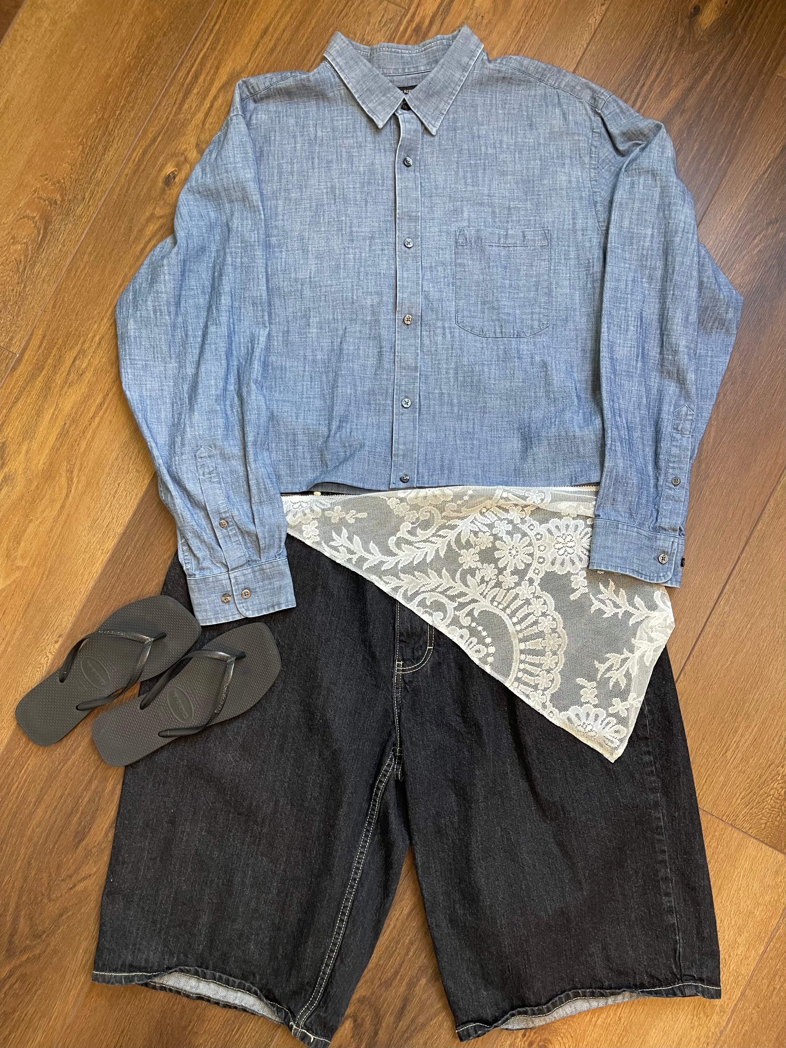 Chambray Denim-Like Navy Cropped Button Down sz xl-2x