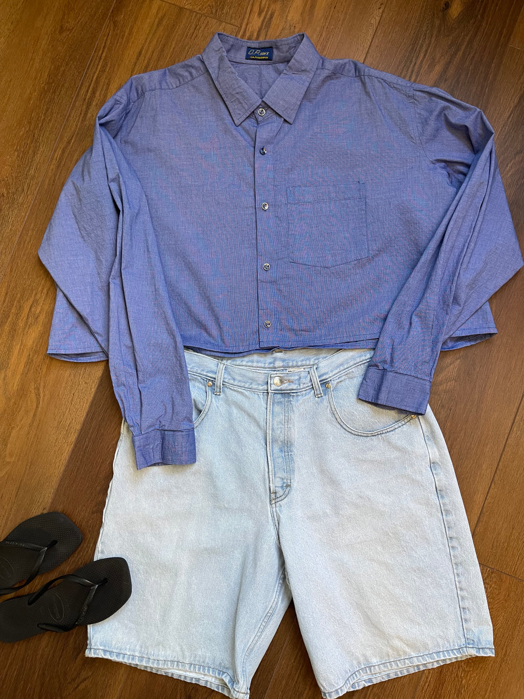 Blue "Menswear" Cropped Button Down sz xl-4x