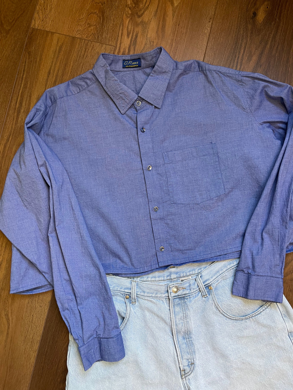 Blue "Menswear" Cropped Button Down sz xl-4x