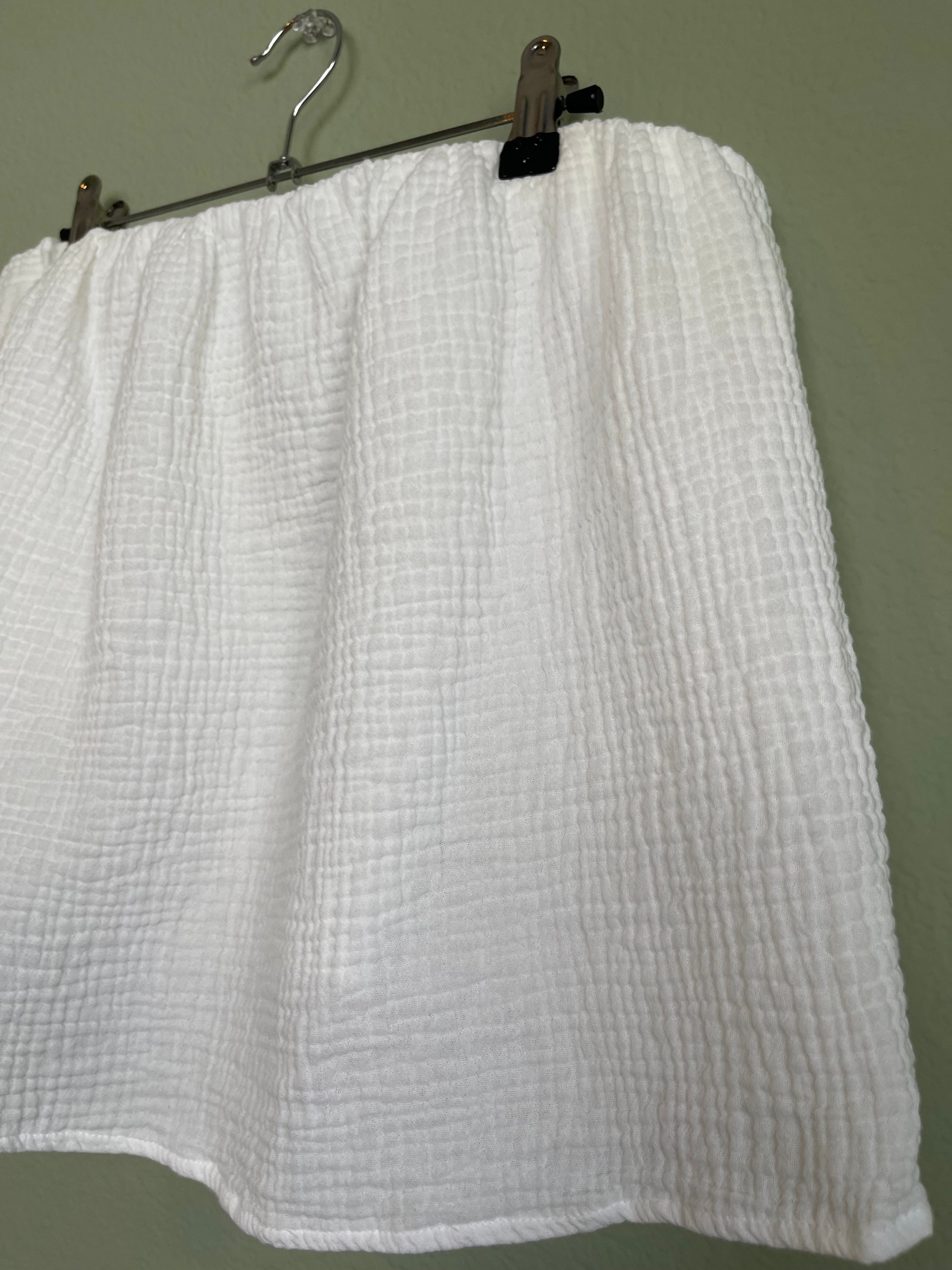 Express Strapless Flowy Top sz l