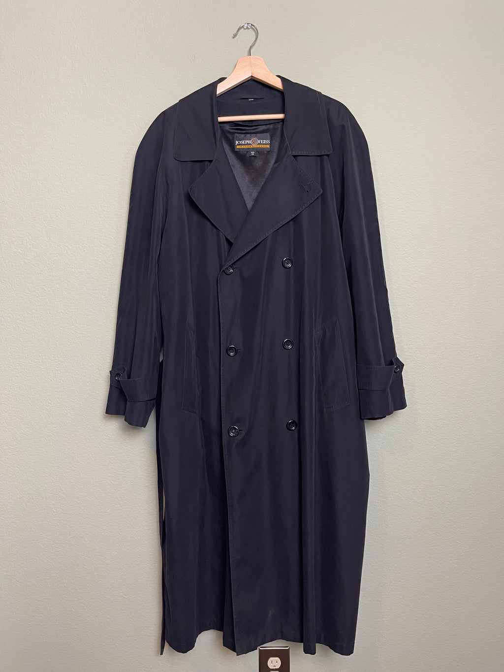 Vintage Joseph & Feiss Black Trench Coat sz xl-1x