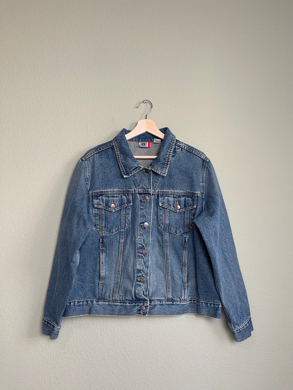 Vintage At-The-Waist Fit Denim Jacket sz xl/1xl