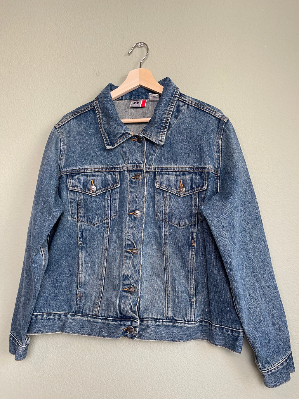 Vintage At-The-Waist Fit Denim Jacket sz xl/1xl