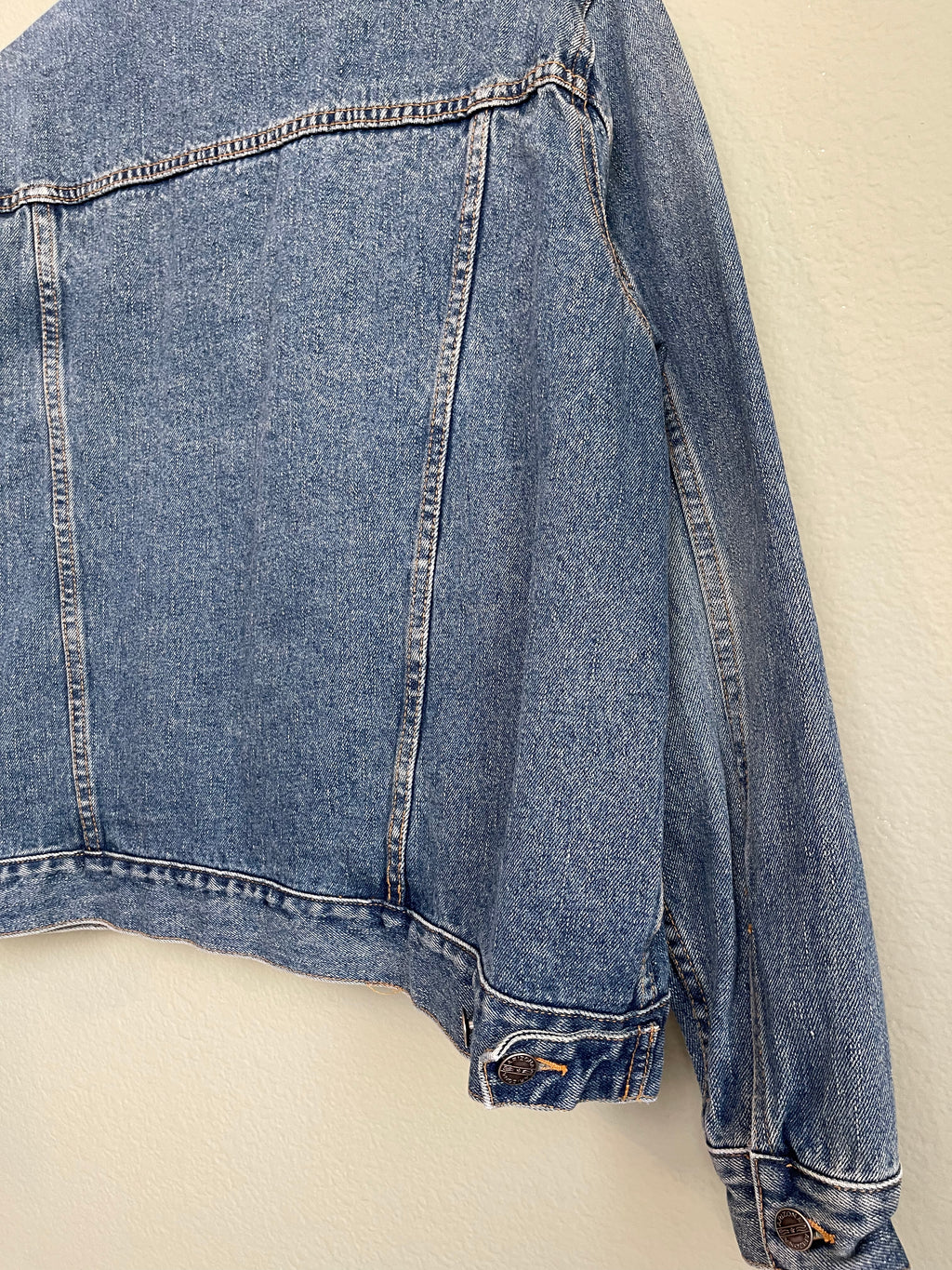 Vintage At-The-Waist Fit Denim Jacket sz xl/1xl