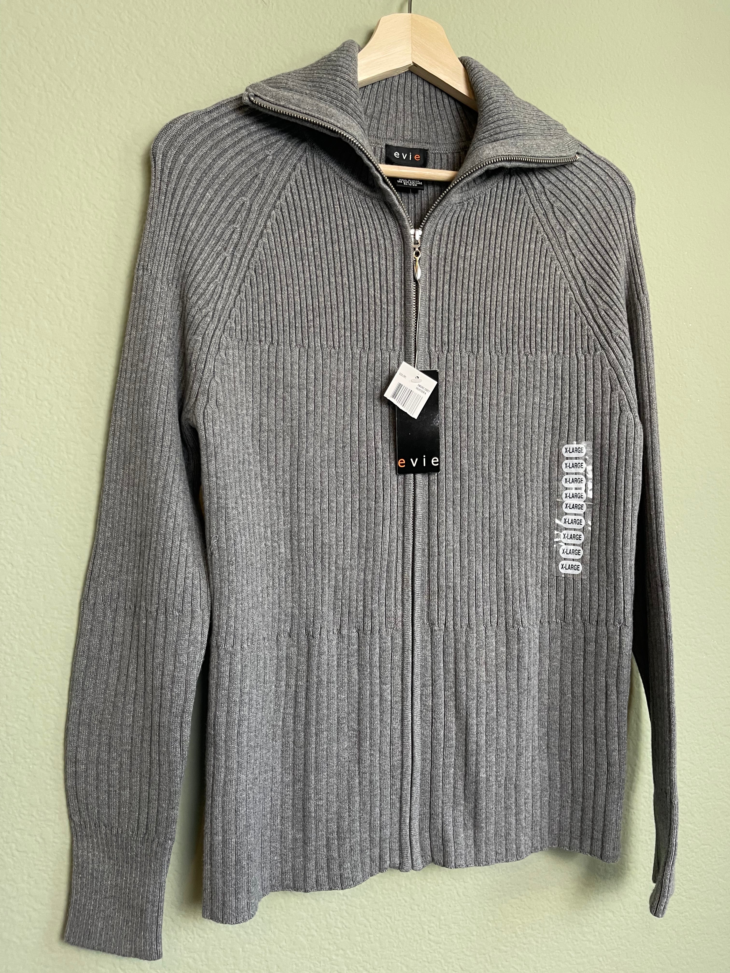 NWT Zip Front Sweater sz xl