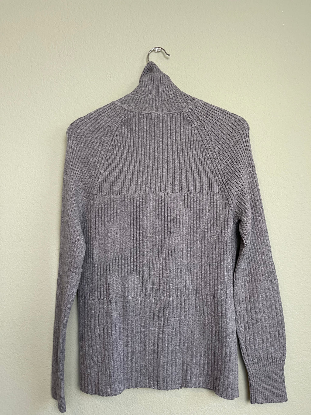 NWT Zip Front Sweater sz xl
